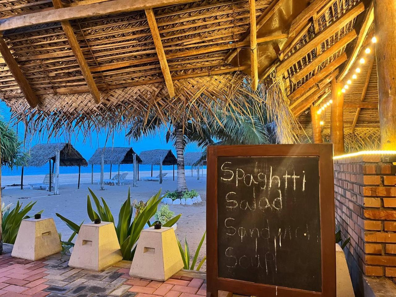 Nn Beach Resort & Spa Nilaveli Εξωτερικό φωτογραφία